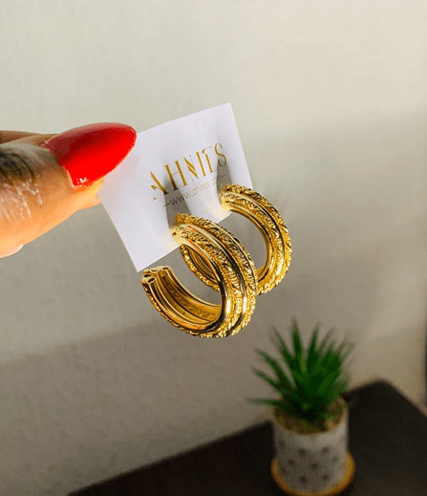 Open end Huggies gold_silver earrings