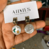 Lightweight pearl earrings