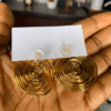 Lightweight gold earring
