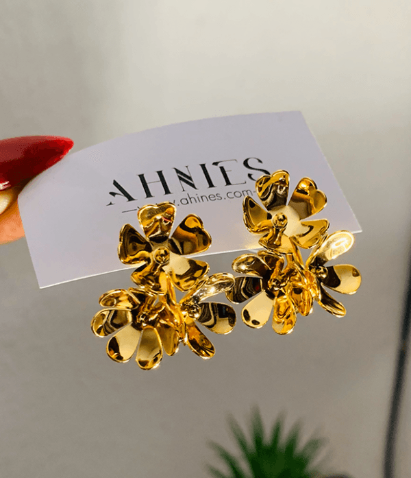 Petals Gold Earring