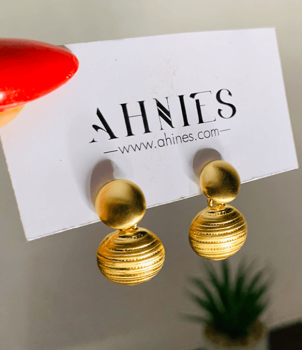 Portable Bee Gold Earring